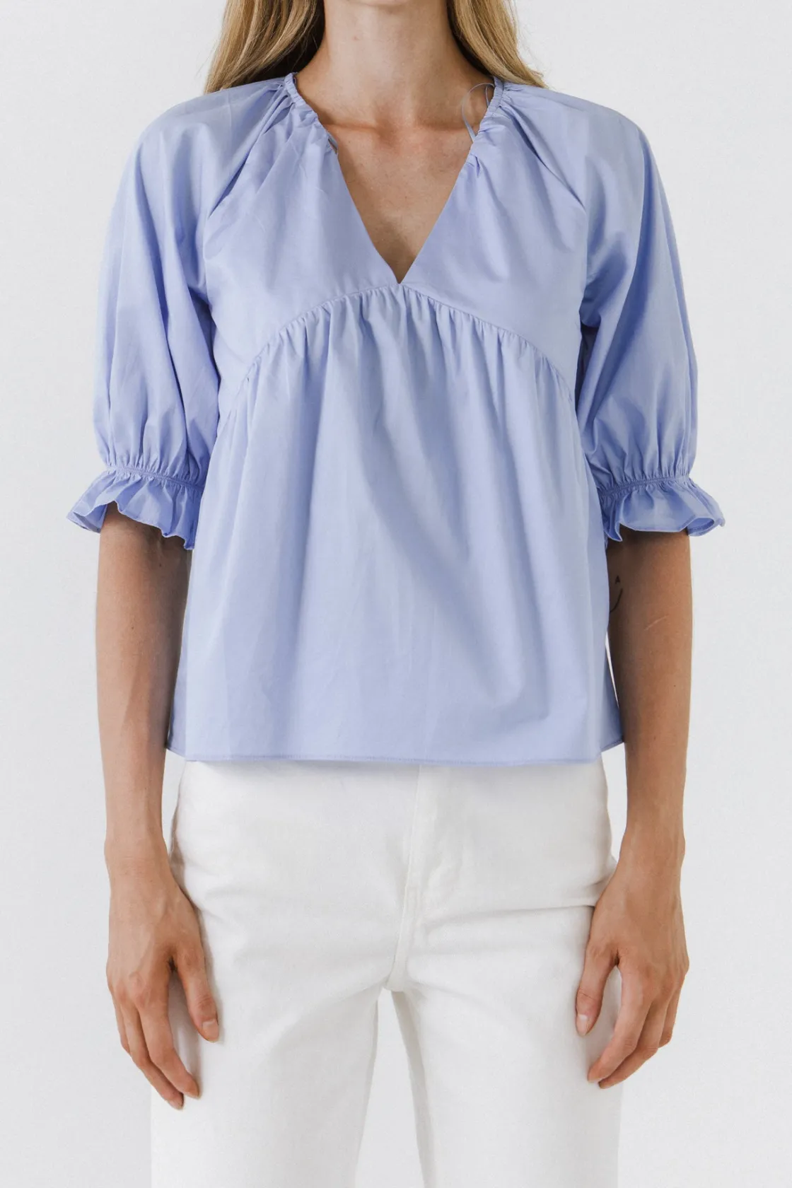 english_factory__tiered_v_5.webp ENGLISH FACTORY Tops*- Tiered V Neck Top With Ruffle Sleeves