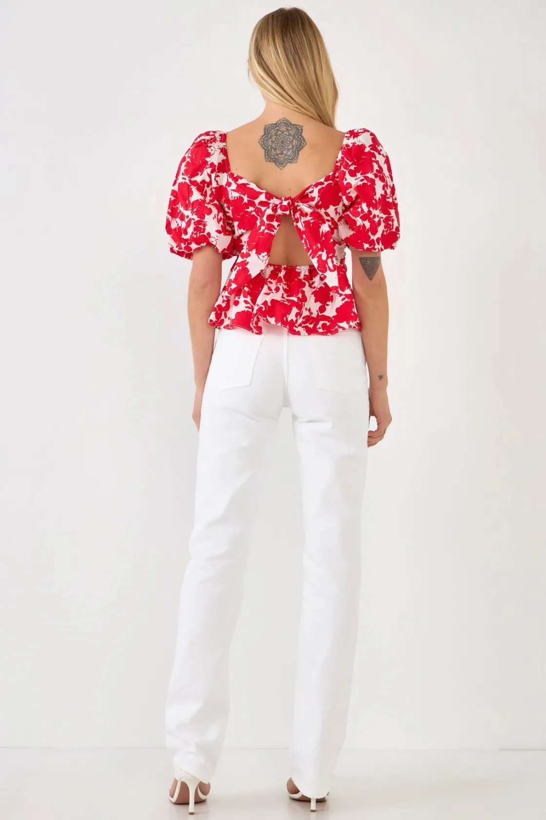 free_the_rose__floral_tie_14.webp FREE THE ROSES Tops*Free The Rose - Floral Tied Back Top