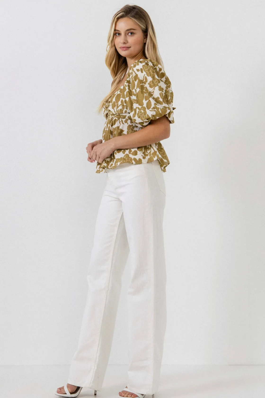 free_the_rose__floral_tie_7.webp FREE THE ROSES Tops*Free The Rose - Floral Tied Back Top