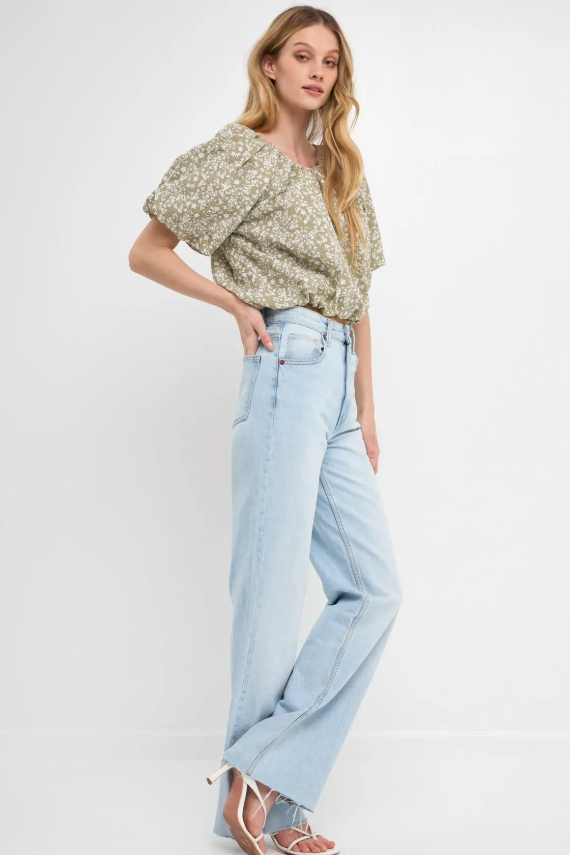 free_the_rose__raglan_blo_6.webp FREE THE ROSES Tops*Free The Rose - Raglan Blouson Cropped Top