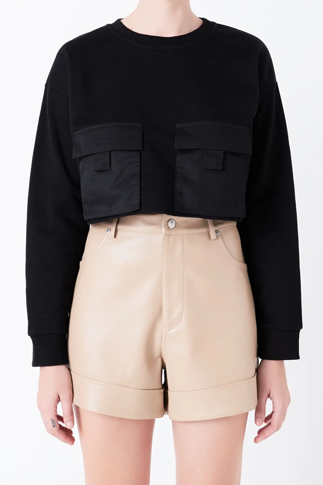 grey_lab__pockets_detail__6-1.webp GREY LAB Tops*- Pockets Detail Cropped Sweatshirt