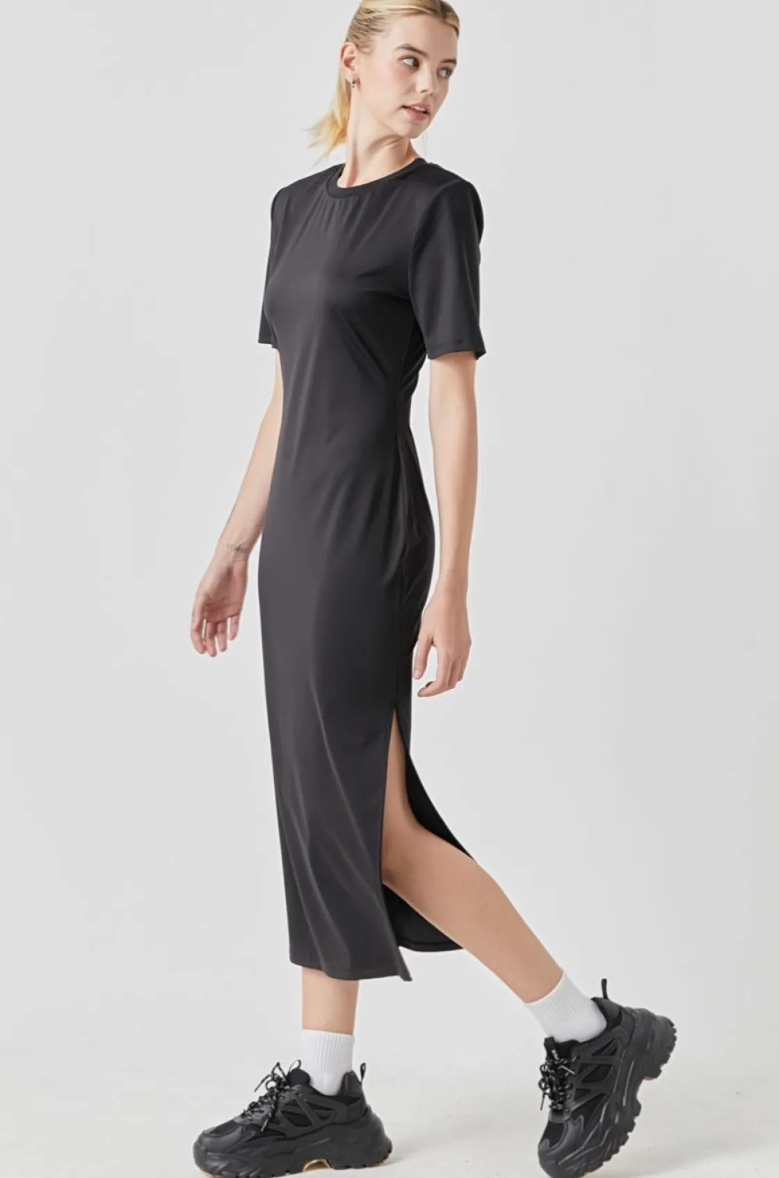 grey_lab__power_shoulder__0-1.webp GREY LAB Tops*- Power Shoulder Maxi Dress BLACK