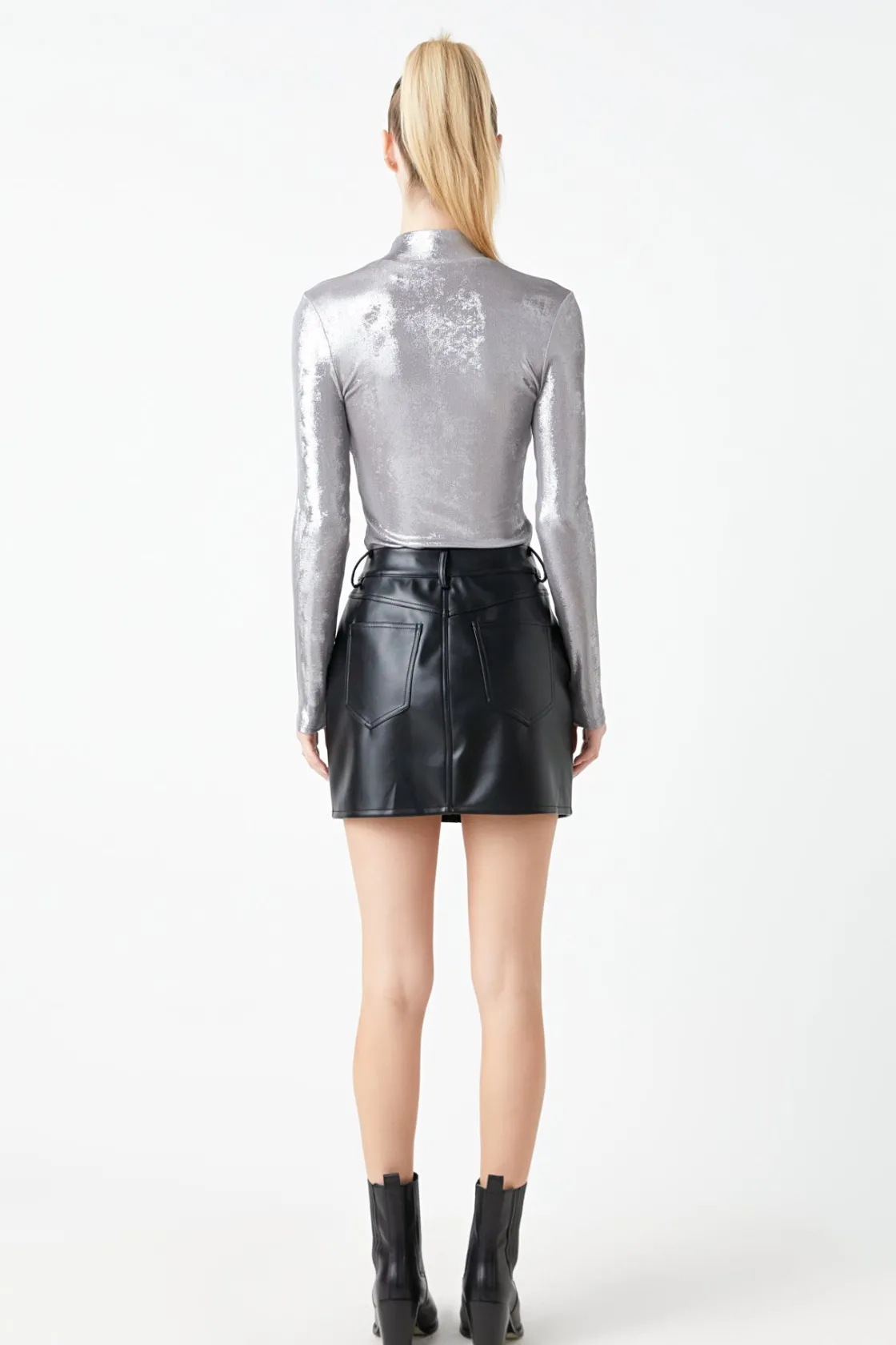 grey_lab__shiny_turtle_ne_13.webp GREY LAB Tops*- Shiny Turtle Neck Top