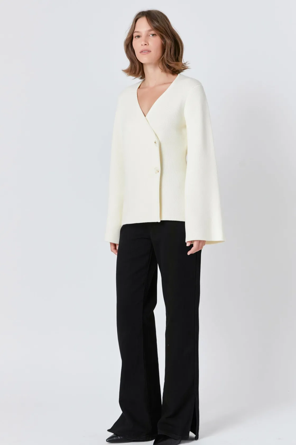 endless_rose___button_cin_2.webp ENDLESS ROSE Cardigans*- 2 Button Cinched Sweater Cardigan IVORY