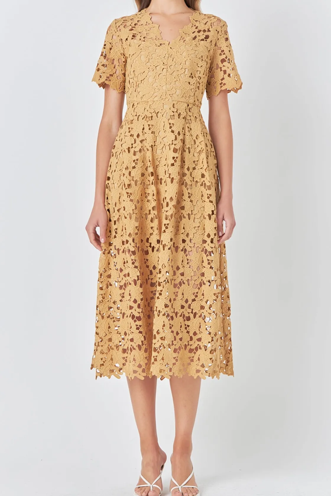 endless_rose__all_over_la_15.webp ENDLESS ROSE Lace Dresses | White Dresses*- All Over Lace Short Sleeves Midi Dress