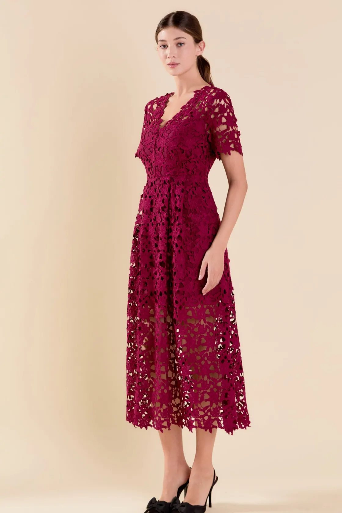 endless_rose__all_over_la_19.webp ENDLESS ROSE Lace Dresses | White Dresses*- All Over Lace Short Sleeves Midi Dress