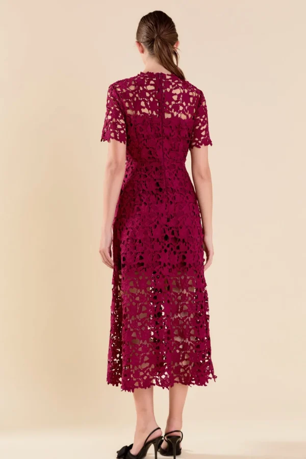 ENDLESS ROSE Lace Dresses | White Dresses*- All Over Lace Short Sleeves Midi Dress