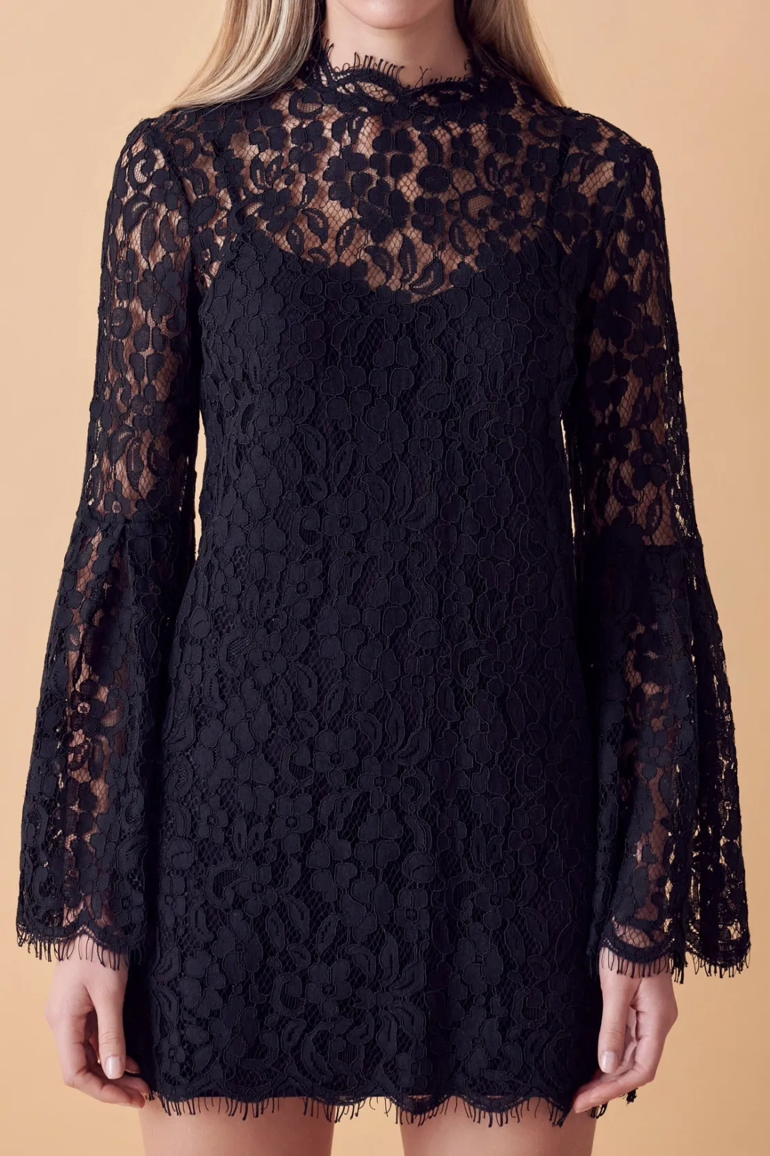 endless_rose__bell_sleeve_10.webp ENDLESS ROSE Lace Dresses | White Dresses*- Bell Sleeve Lace Dress