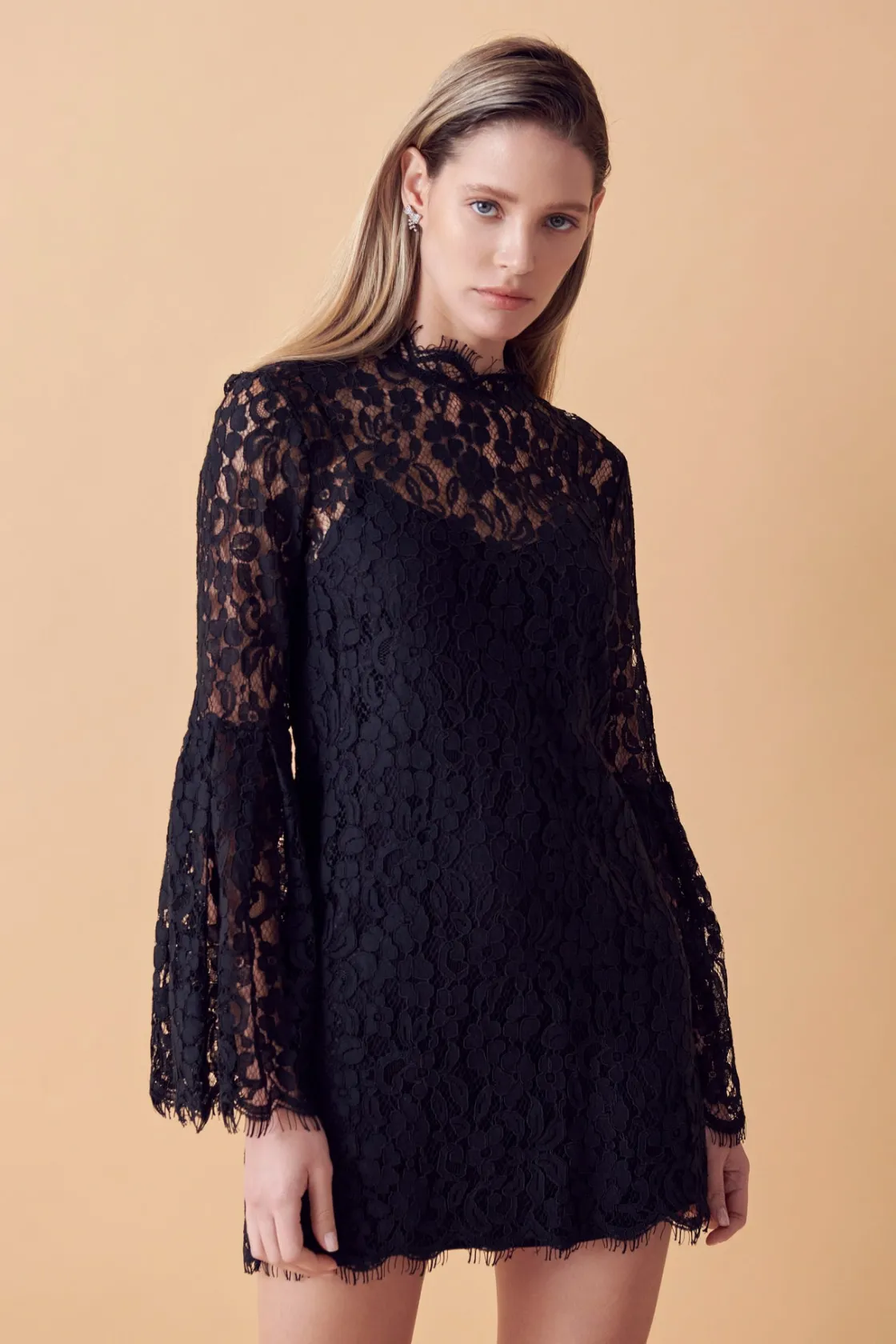 endless_rose__bell_sleeve_13.webp ENDLESS ROSE Lace Dresses | White Dresses*- Bell Sleeve Lace Dress