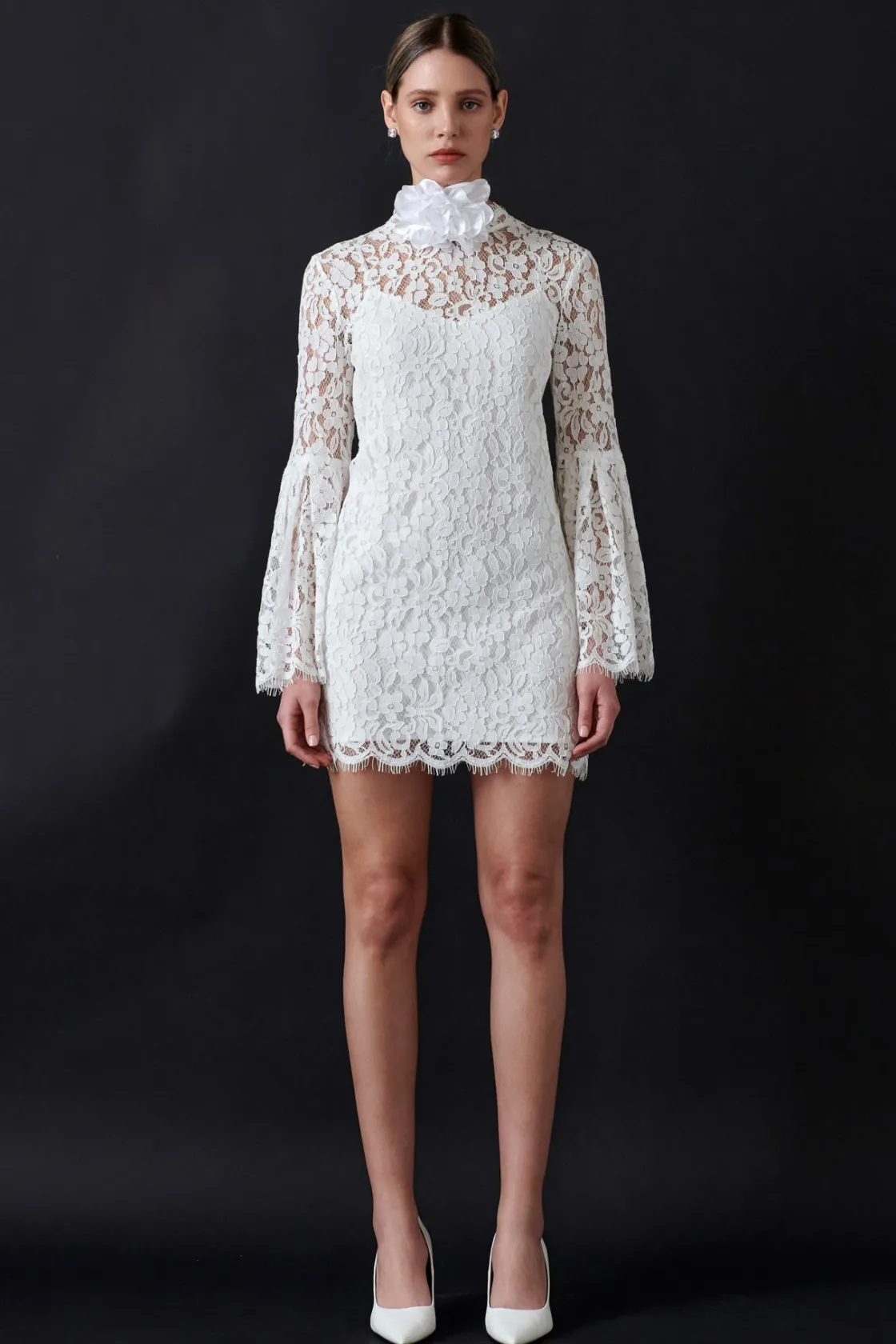 endless_rose__bell_sleeve_4.webp ENDLESS ROSE Lace Dresses | White Dresses*- Bell Sleeve Lace Dress