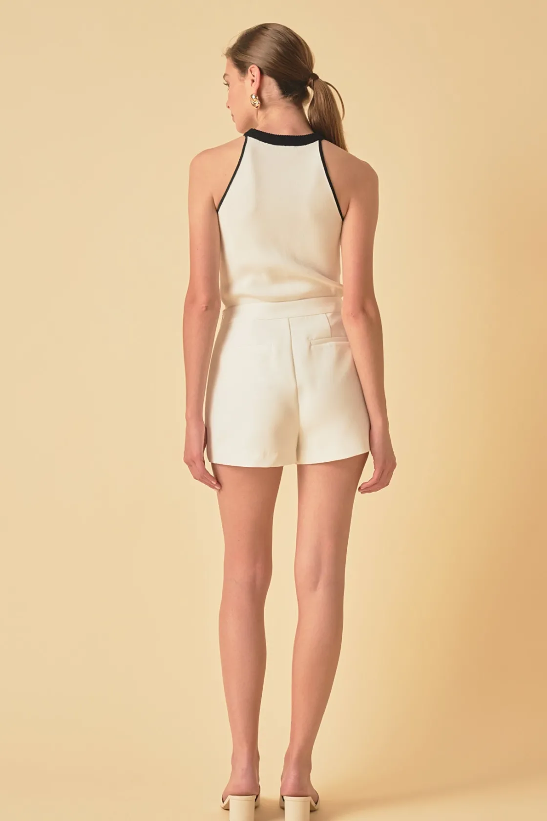 endless_rose__contrast_ha_3.webp ENDLESS ROSE Tops*- Contrast Halter Neck Top WHITE/BLACK