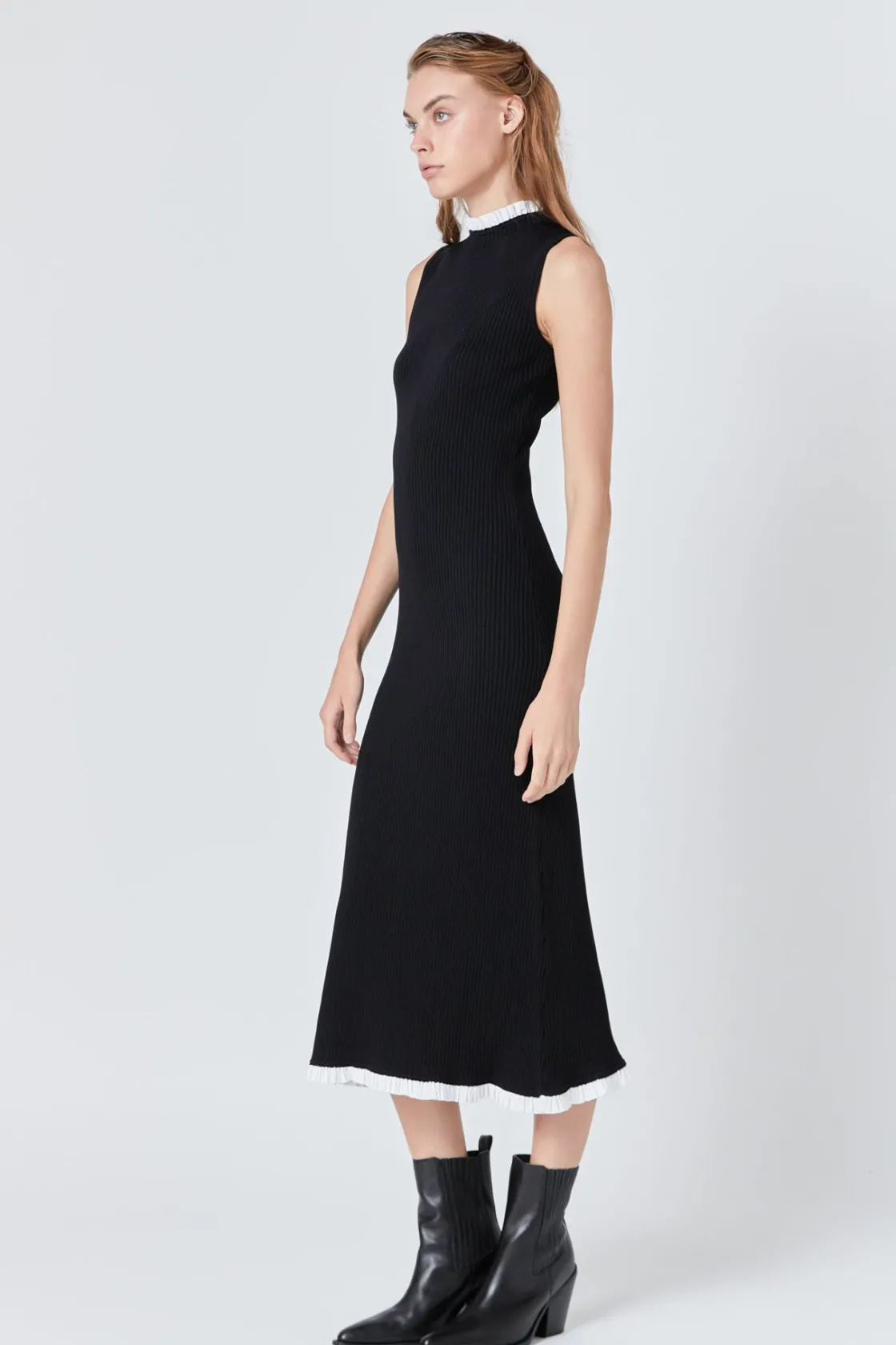 endless_rose__contrast_ru_1.webp ENDLESS ROSE Sweaters & Knits | Tops*- Contrast Ruffle Knit Maxi Dress BLACK