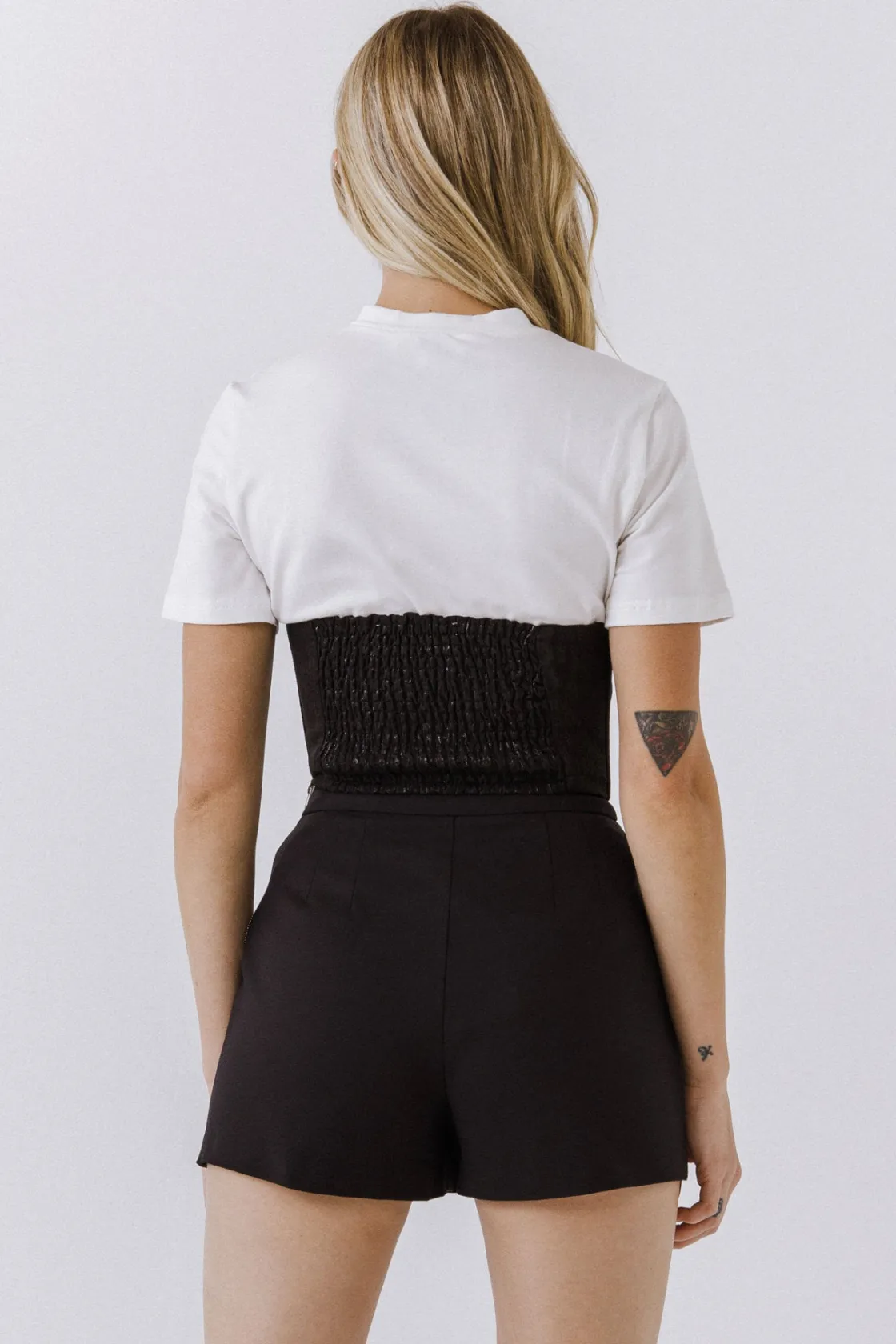 endless_rose__corset_cont_2.webp ENDLESS ROSE Tops*- Corset Contrast T-shirt OFFWHITE/BLACK