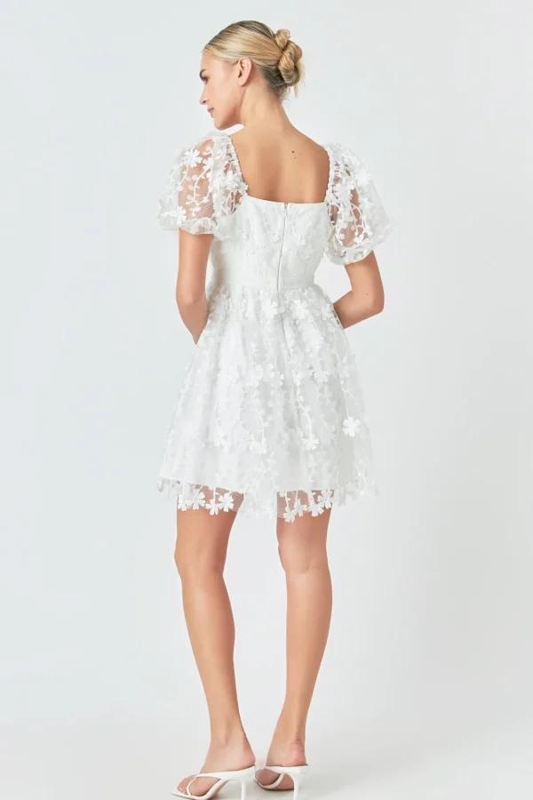 ENDLESS ROSE Lace Dresses | White Dresses*- Crochet Lace Bustier Puff Mini Dress WHITE