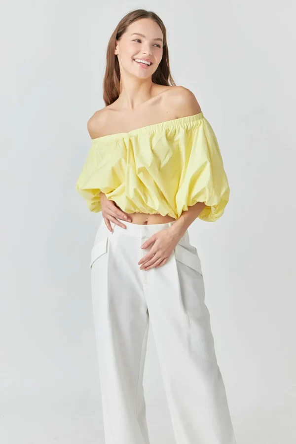 ENDLESS ROSE Tops*- Cropped V-neckline Puff Top