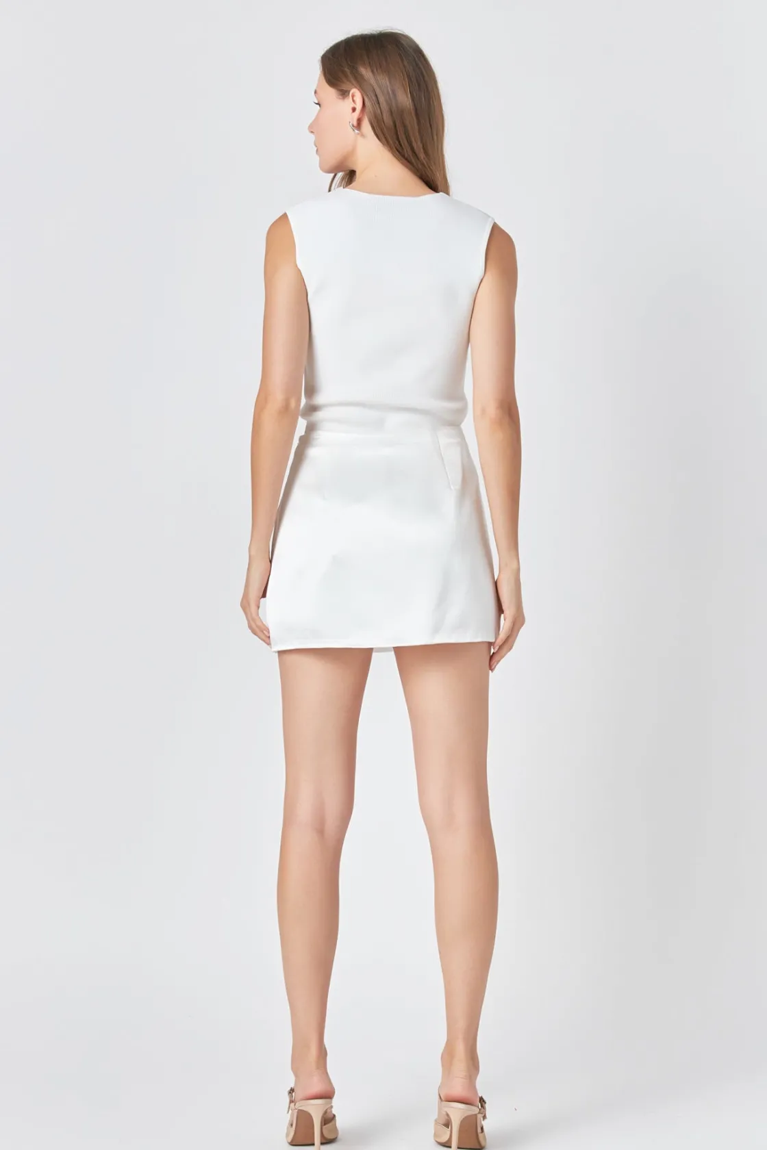 endless_rose__double_slit_2.webp ENDLESS ROSE Tops*- Double Slit Skort WHITE