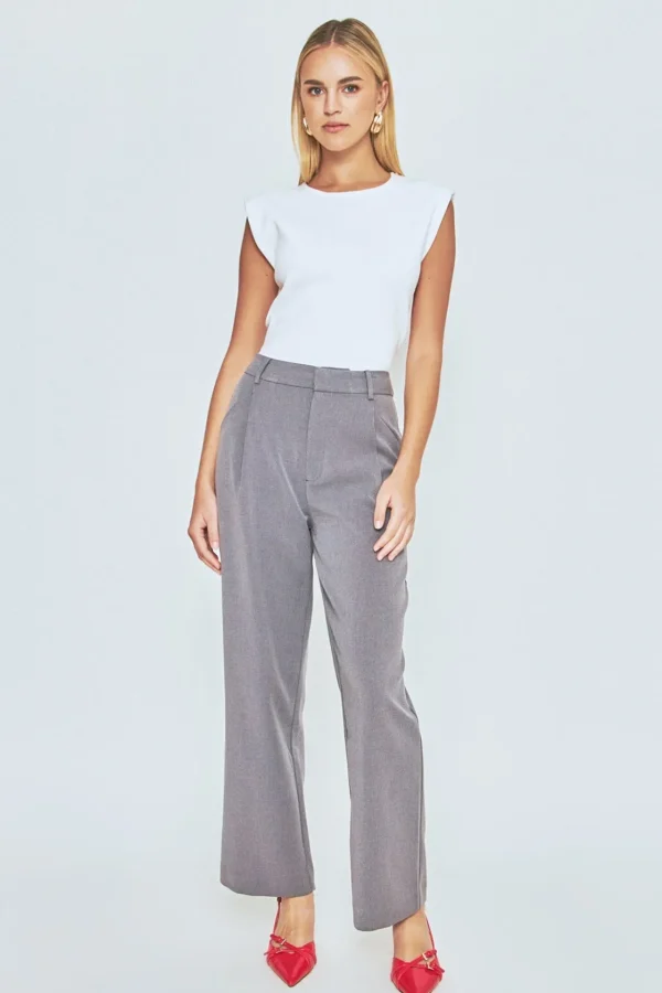 ENDLESS ROSE Tops*- Elevated Solid Knit Padded Top