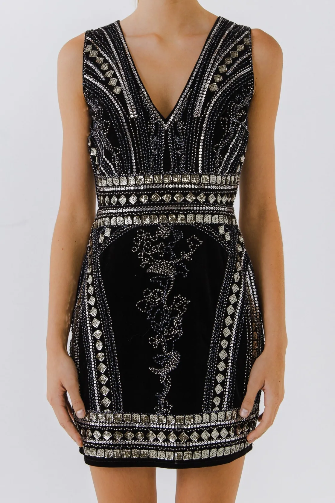 endless_rose__embellished_0-4.webp ENDLESS ROSE Tweed Dresses | Skirts*- Embellished Velvet Mini Dress BLACK