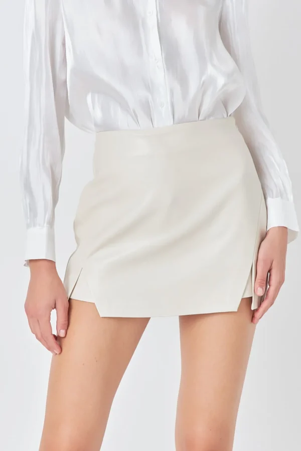 ENDLESS ROSE Skirts | Tops*- Faux Leather Front Slits Skort