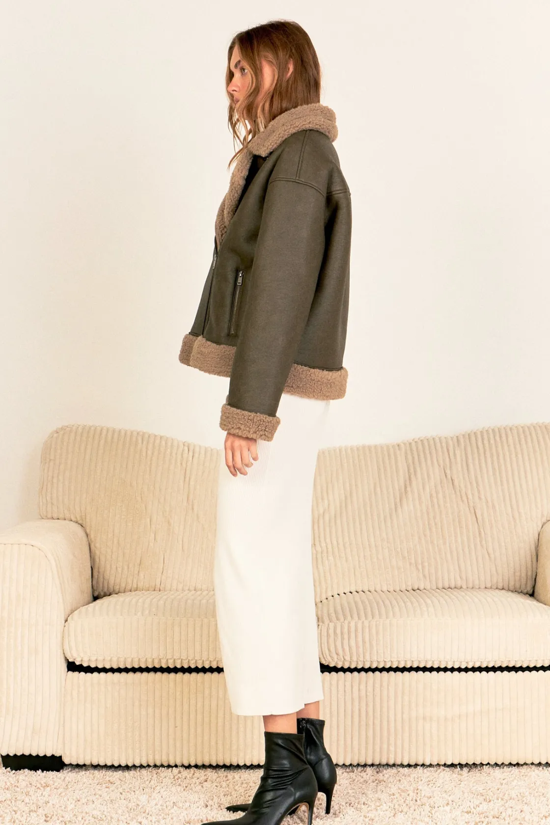 endless_rose__faux_leathe_3-5.webp ENDLESS ROSE Jackets & Coats | Tops*- Faux Leather Jacket with Sherpa Lining CHARCOAL