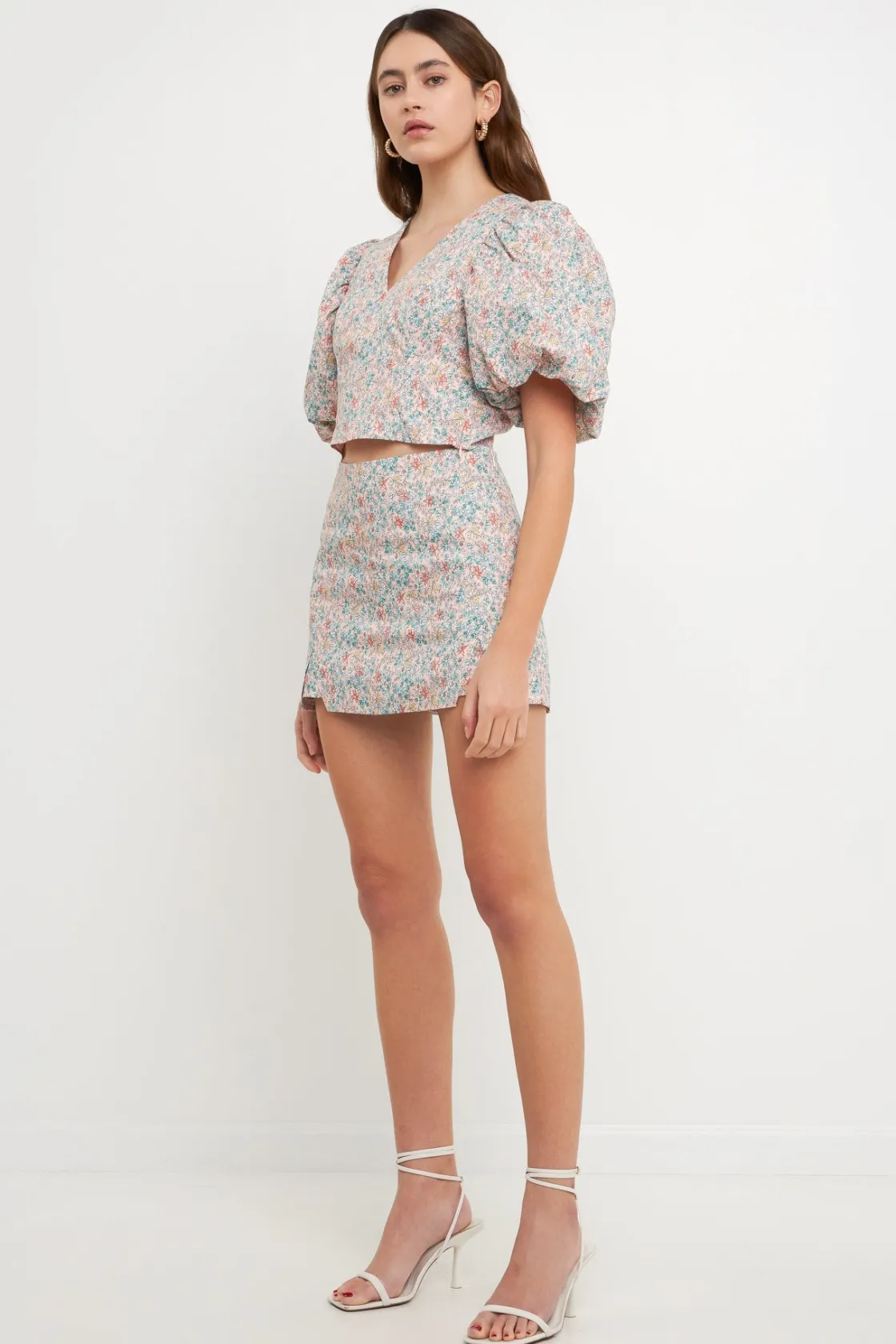 endless_rose__floral_cut__6.webp ENDLESS ROSE Shorts & Skorts | Tops*- Floral Cut Detail Mini Skort