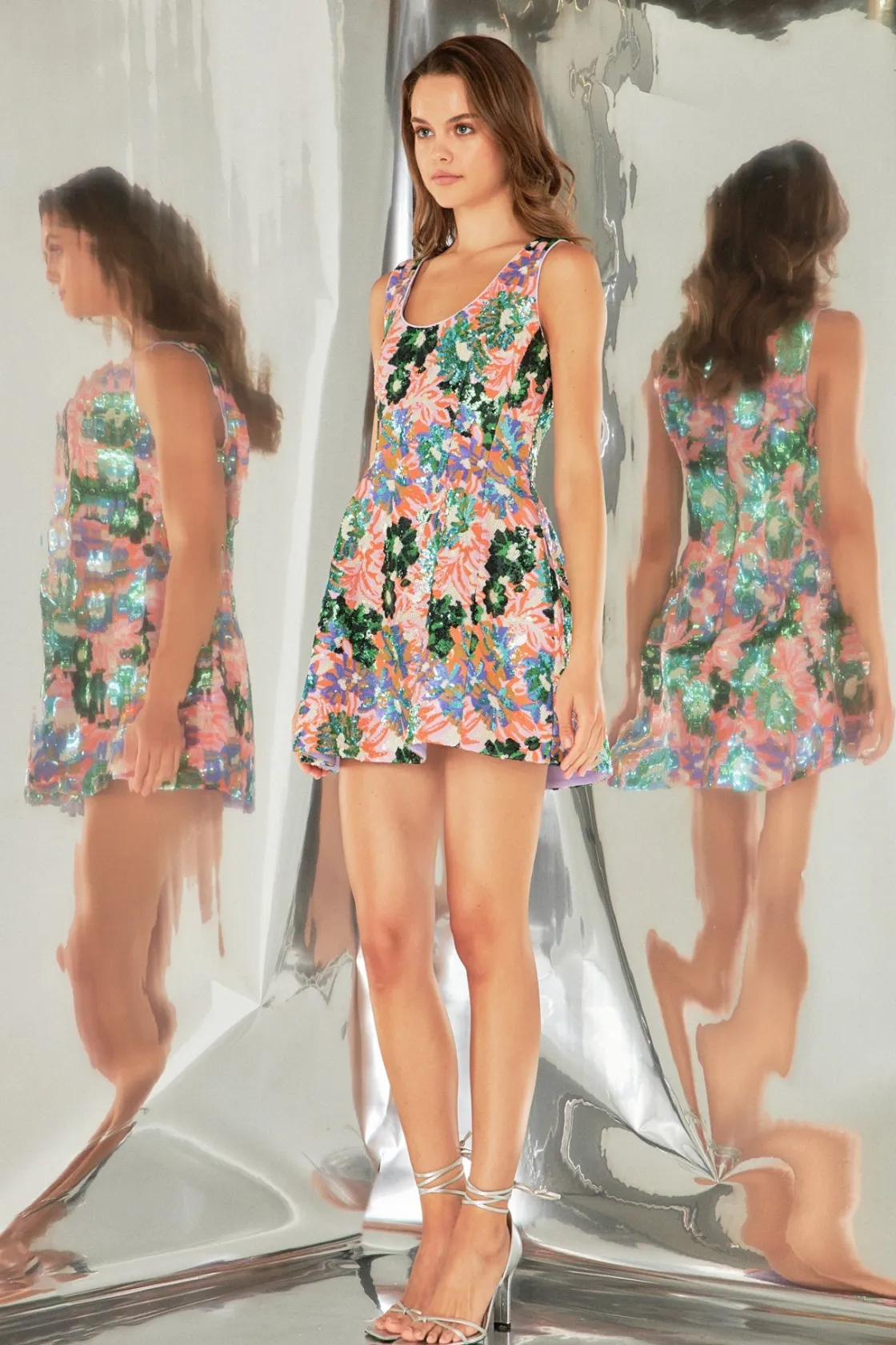 endless_rose__floral_sequ_1-1.webp ENDLESS ROSE Tops*- Floral Sequins Mini Dress MULTI