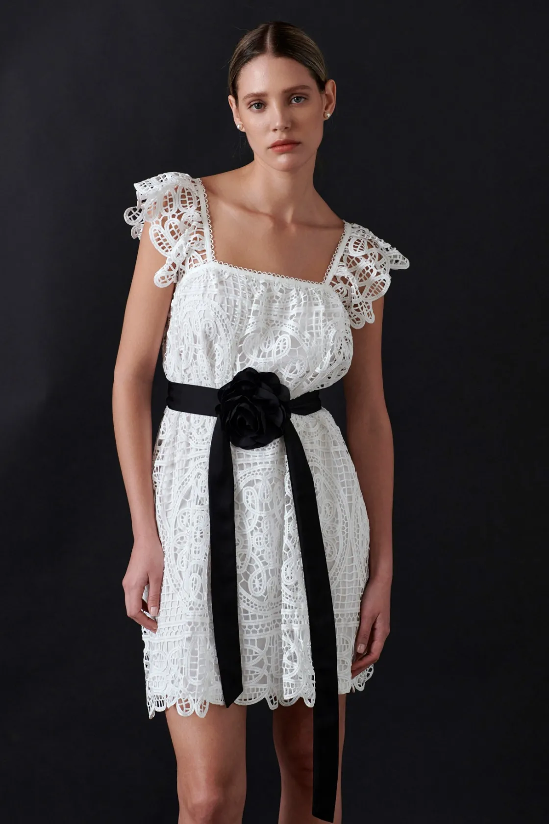 endless_rose__flounce_lac_3.webp ENDLESS ROSE Lace Dresses | White Dresses*- Flounce Laced Mini Dress WHITE
