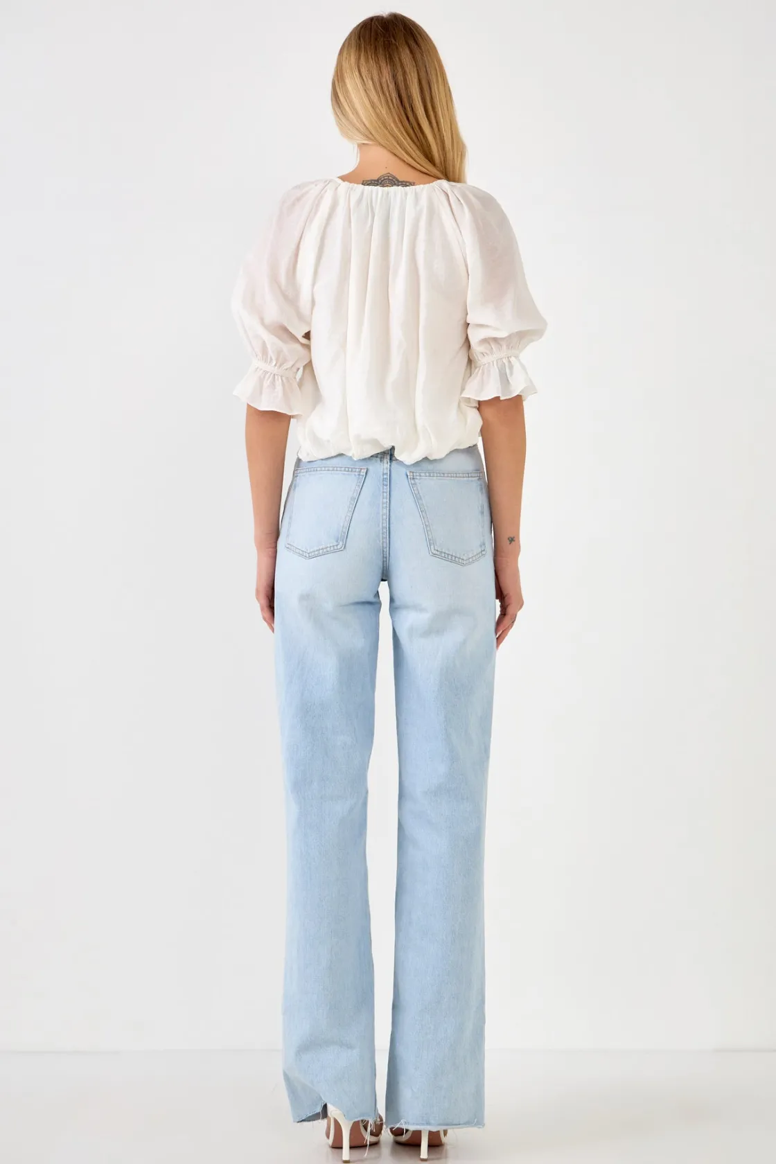 endless_rose__front_twist_2.webp ENDLESS ROSE Tops*- Front Twisted Puff Sleeve Top WHITE