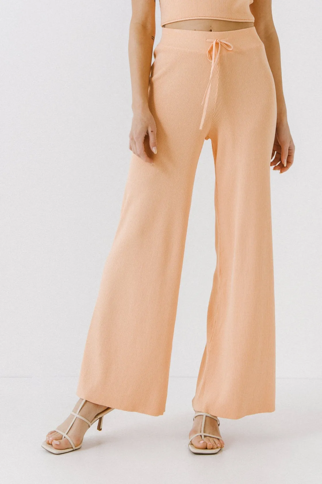 endless_rose__knitted_pan_0.webp ENDLESS ROSE Pants*- Knitted Pants CORAL