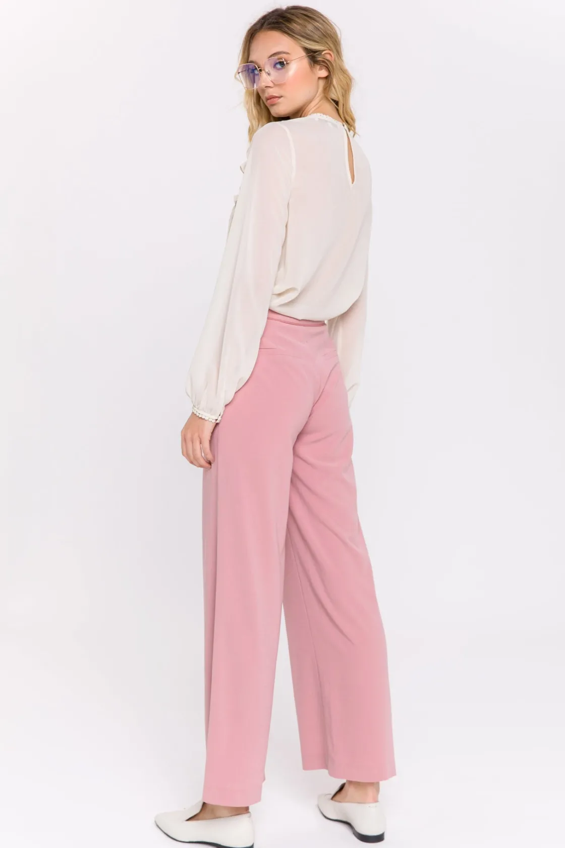 endless_rose__lace_detail_2.webp ENDLESS ROSE Shirts & Blouses | Tops*- Lace Detail Pleated Blouse