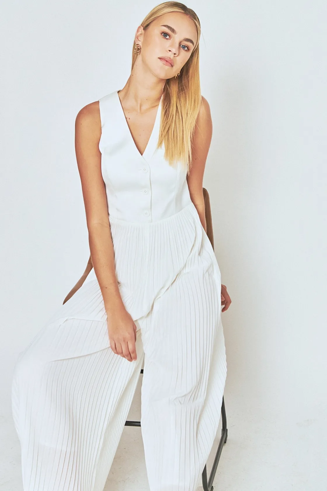 endless_rose__mixed_media_3.webp ENDLESS ROSE Tops | One Pieces*- Mixed Media Vest Pleated Jumpsuit CREAM