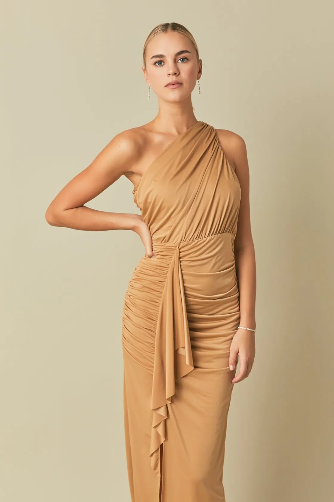 endless_rose__one_shoulde_3-8.webp ENDLESS ROSE One Shoulder | Tops*- One Shoulder Maxi Dress TAN