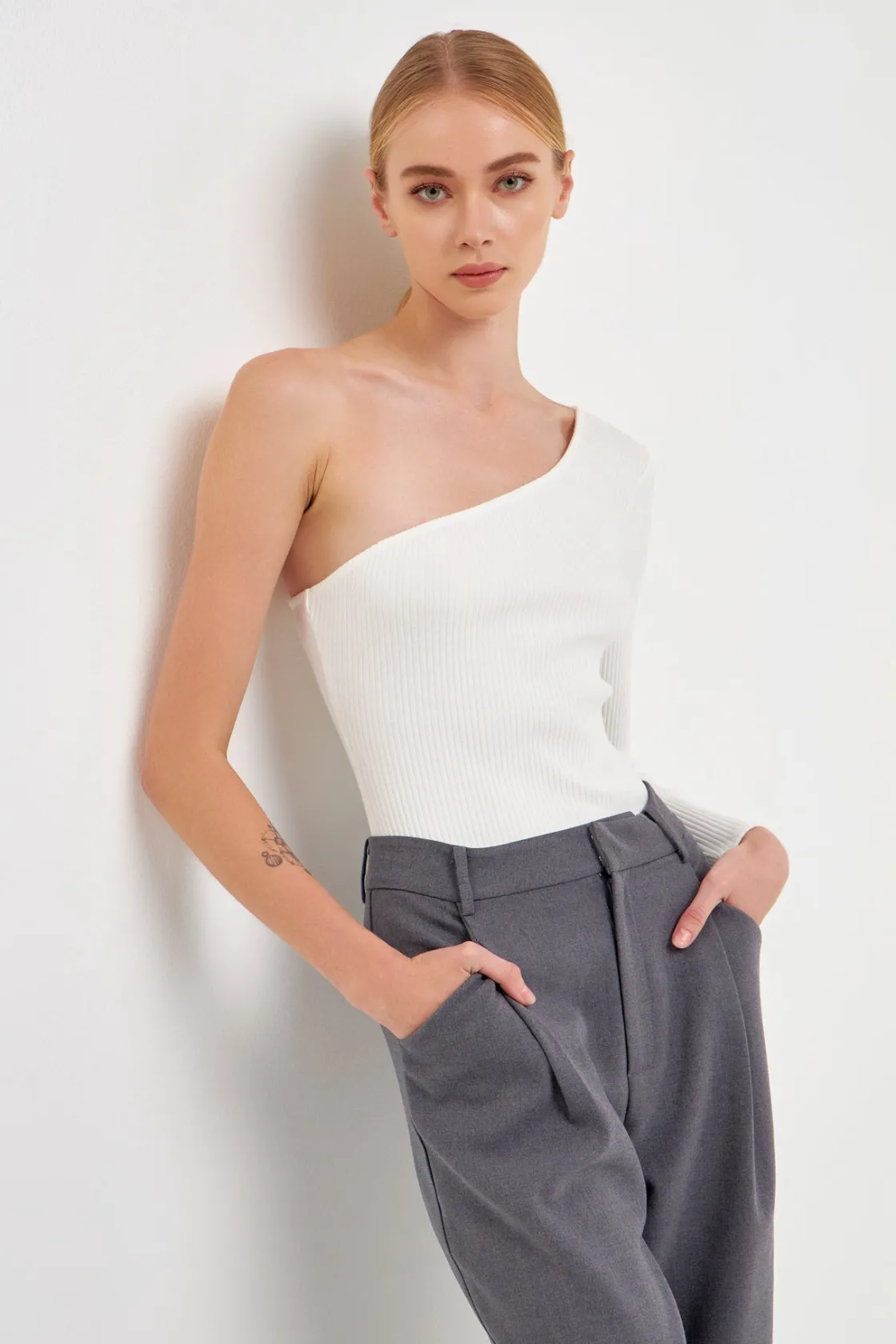 endless_rose__one_shoulde_3.webp ENDLESS ROSE Tops*- One Shoulder Ribbed Knit Bodysuit