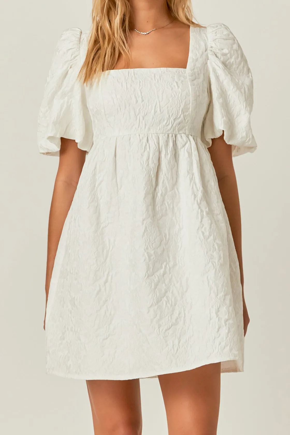endless_rose__open_back_f_0.webp ENDLESS ROSE White Dresses | Tops*- Open Back Floral Jacquard Puff Dress WHITE
