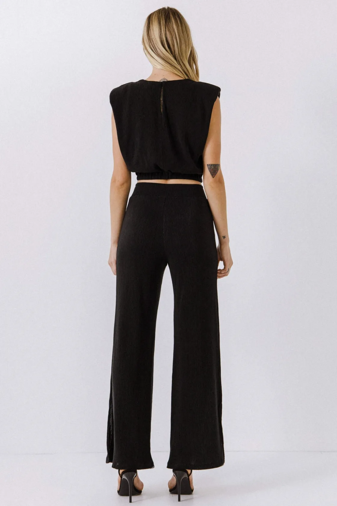 endless_rose__pleated_sho_2.webp ENDLESS ROSE Tops*- Pleated Shoulder Pad Top