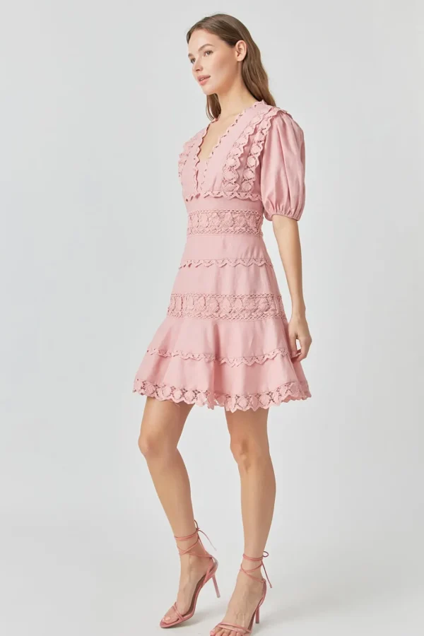 ENDLESS ROSE Lace Dresses | White Dresses*- Plunging Lace Trim Dress with Puff Sleeve