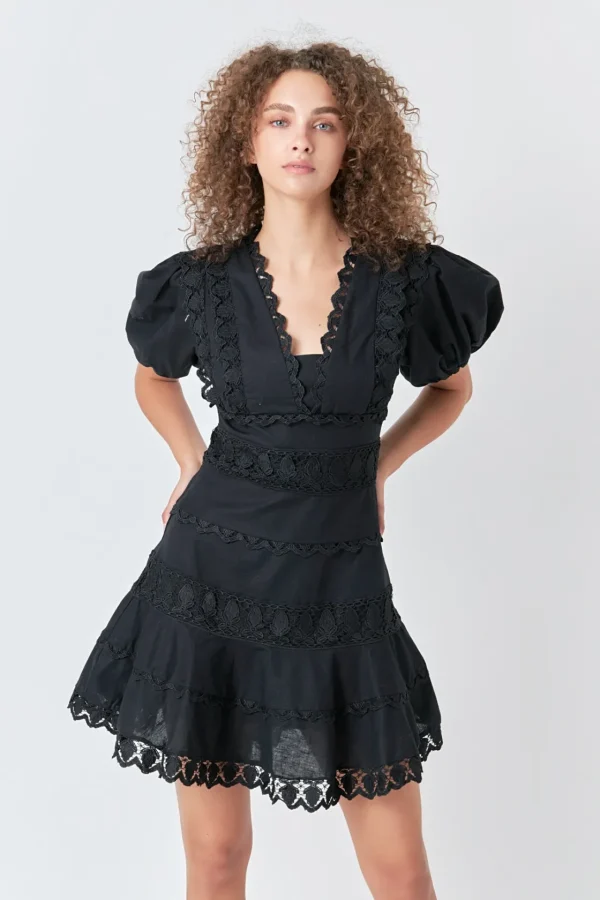 ENDLESS ROSE Lace Dresses | White Dresses*- Plunging Lace Trim Dress with Puff Sleeve