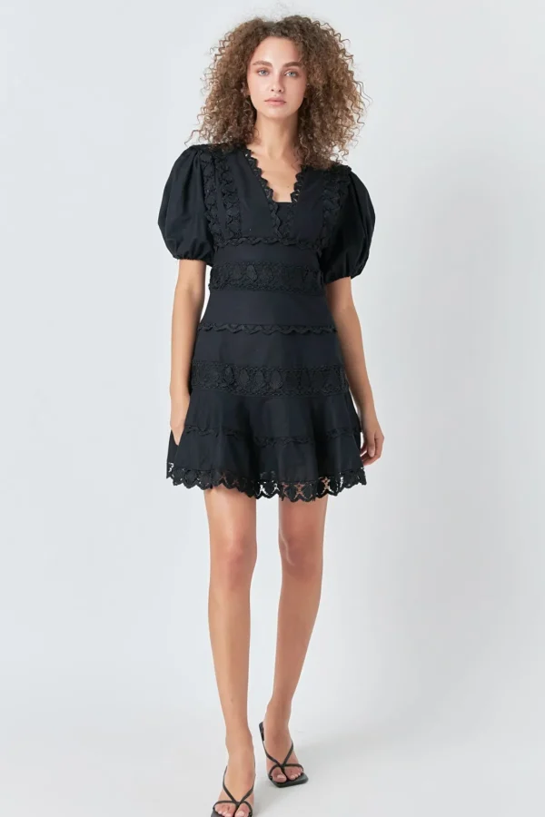 ENDLESS ROSE Lace Dresses | White Dresses*- Plunging Lace Trim Dress with Puff Sleeve