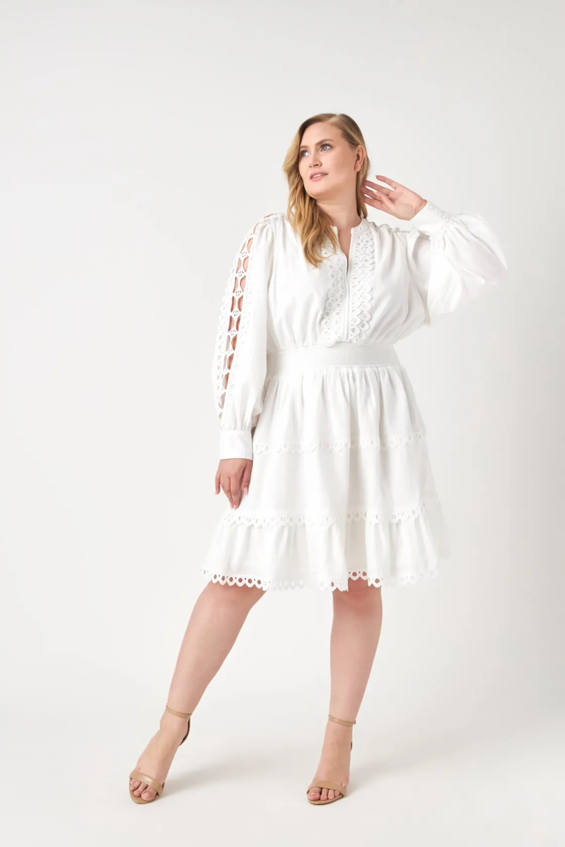 endless_rose__plus_size_l_3.webp ENDLESS ROSE Lace Dresses | White Dresses*- Plus Size Lace Trim Mini Dress