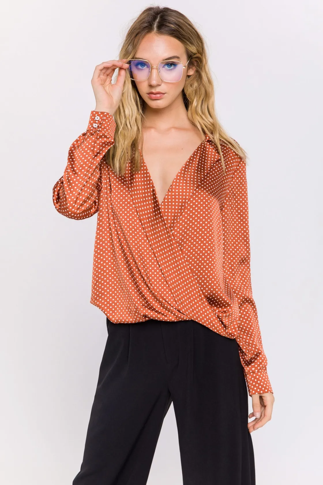 endless_rose__polka_dot_w_3.webp ENDLESS ROSE Tops*- Polka Dot Wrap Shirt BROWN