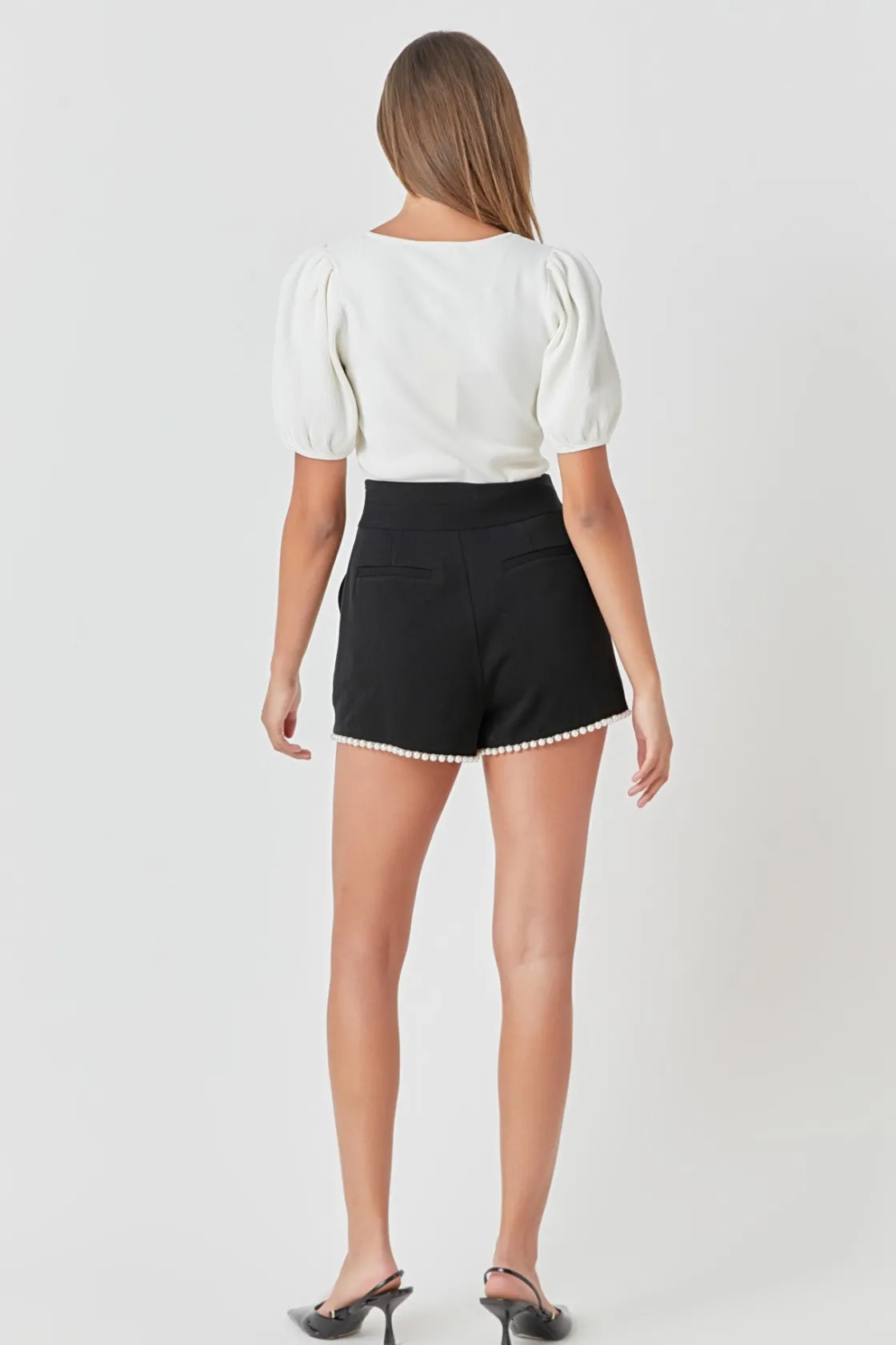 endless_rose__premium_pea_2.webp ENDLESS ROSE Shorts & Skorts | Tops*- Premium Pearl-Trimmed Shorts BLACK