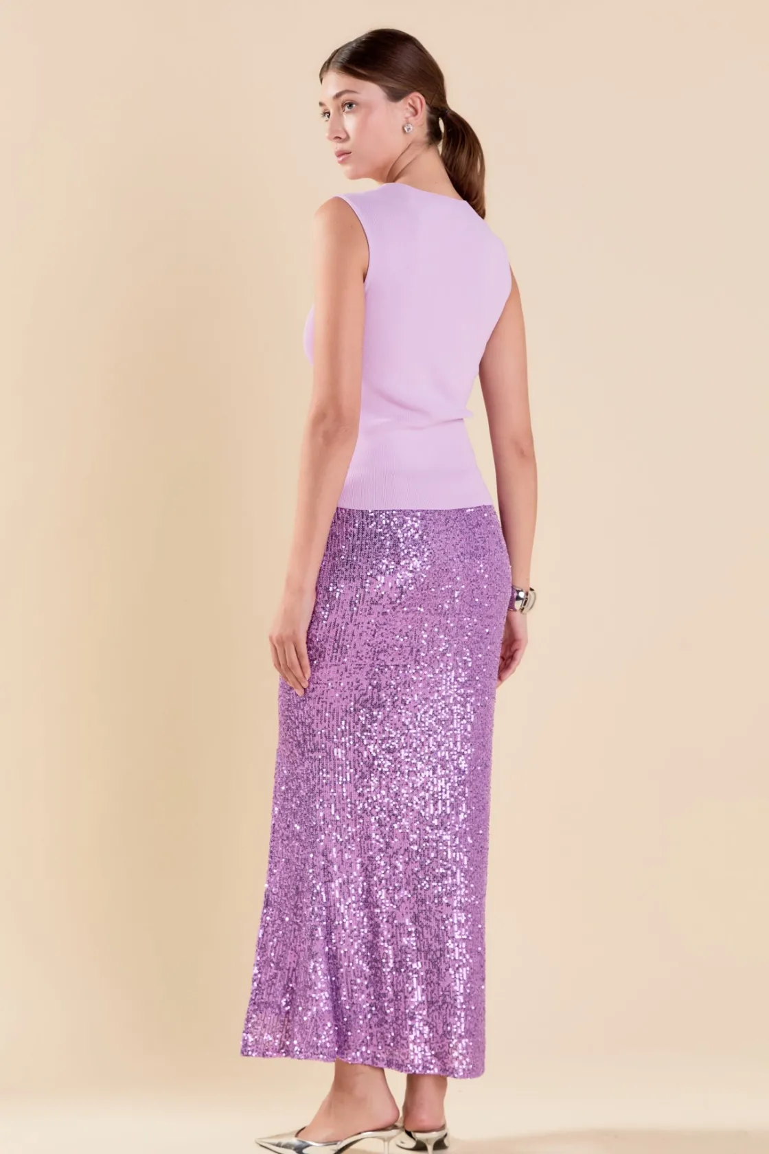 endless_rose__sequins_fro_2.webp ENDLESS ROSE Skirts | Tops*- Sequins Front Slit Midi Skirt