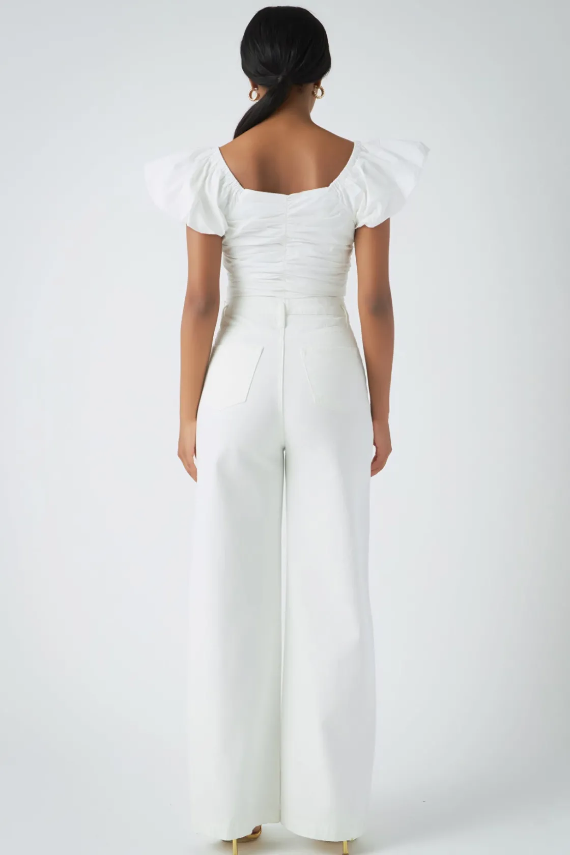 endless_rose__shirring_de_2.webp ENDLESS ROSE Tops*- Shirring Detail Puff Sleeve Cropped Top WHITE