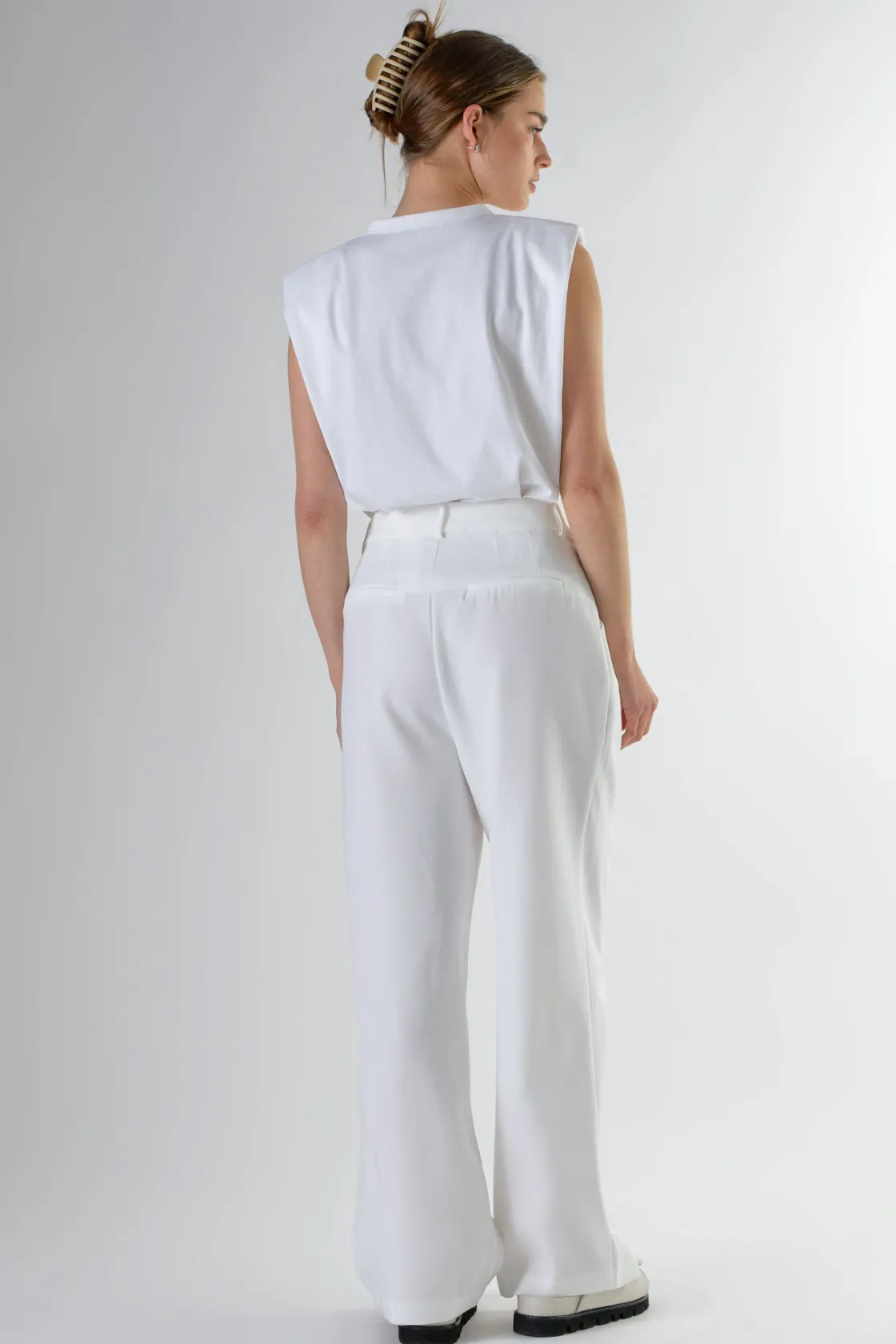 endless_rose__shoulder_pa_37.webp ENDLESS ROSE Tops*- Shoulder Pad Shirt
