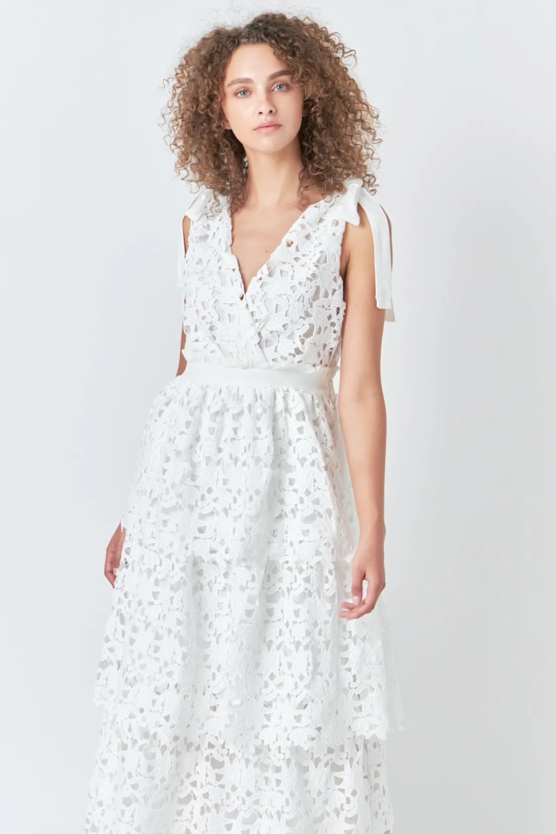 endless_rose__shoulder_st_3.webp ENDLESS ROSE White Dresses | Tops*- Shoulder Strap Detailed Tiered Maxi Dress WHITE
