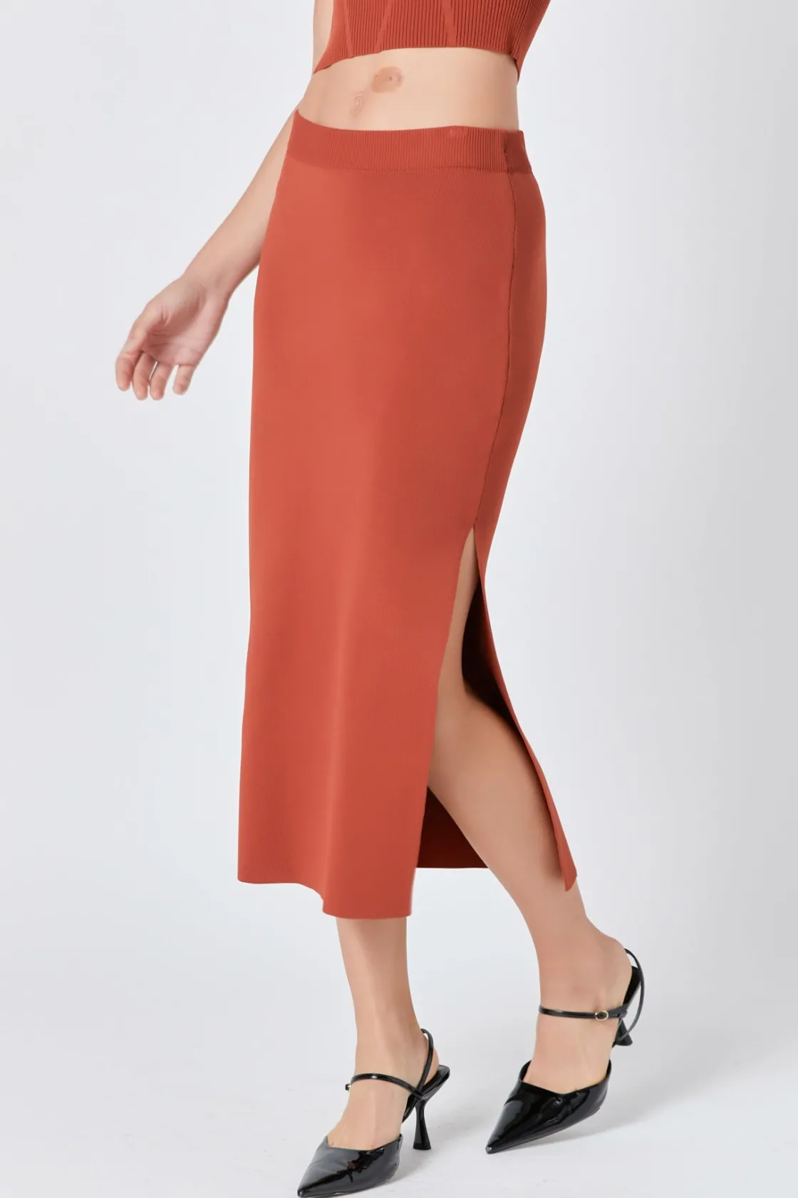 endless_rose__side_slit_d_3.webp ENDLESS ROSE Sweaters & Knits | Skirts*- Side Slit Detailed Knit Midi Skirt