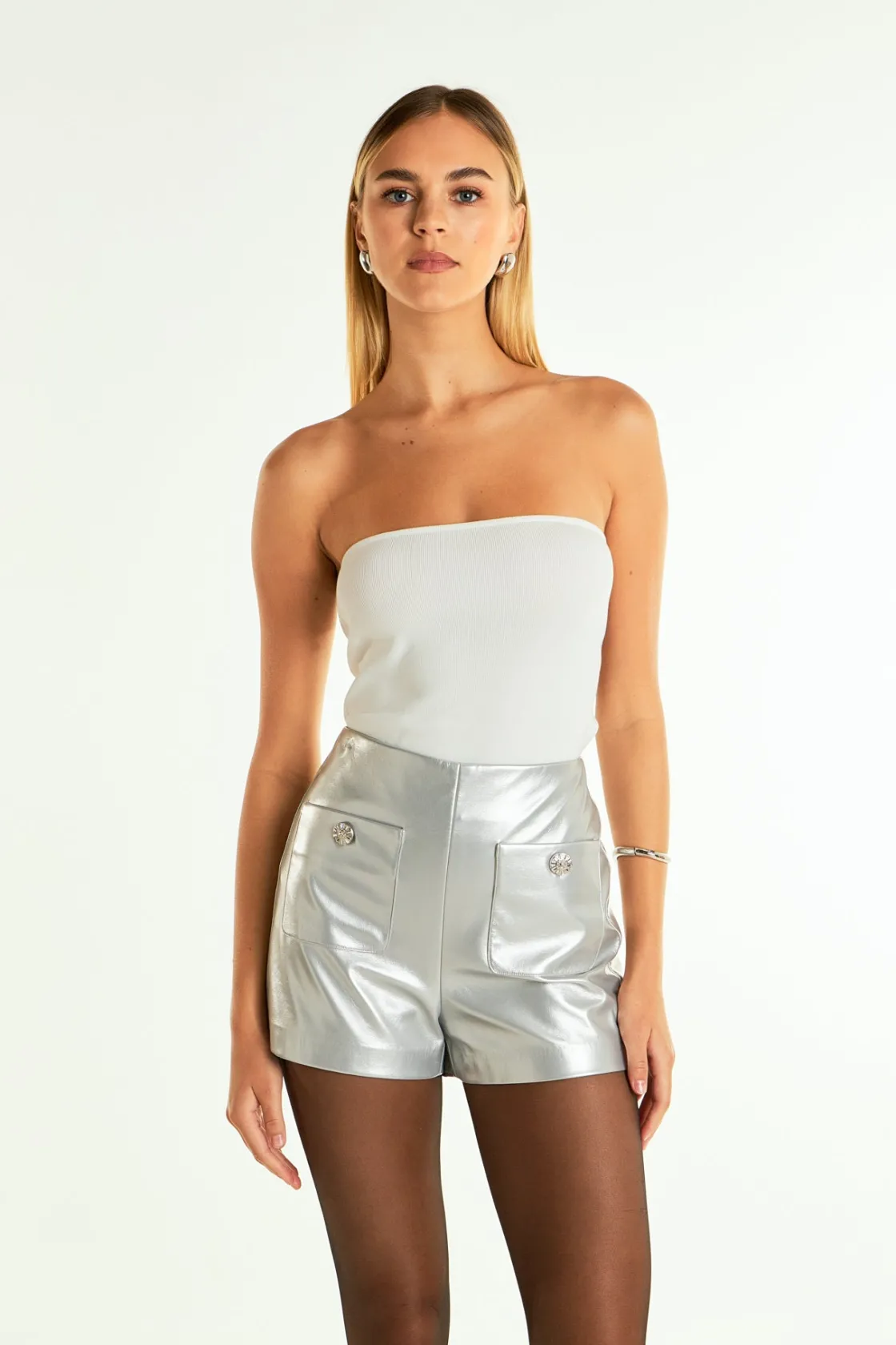 endless_rose__silver_outp_3.webp ENDLESS ROSE Shorts & Skorts | Tops*- Outpocket Shorts SILVER
