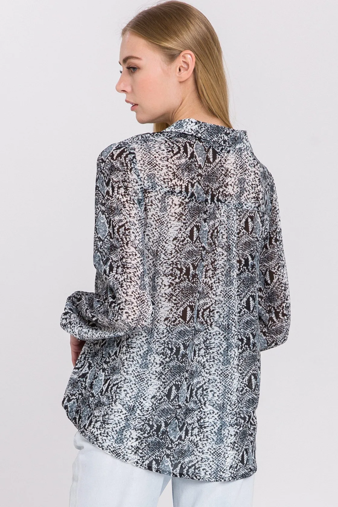 endless_rose__snake_skin__2-1.webp ENDLESS ROSE Shirts & Blouses | Tops*- Snake Skin Pattern Wrap Shirt GREY