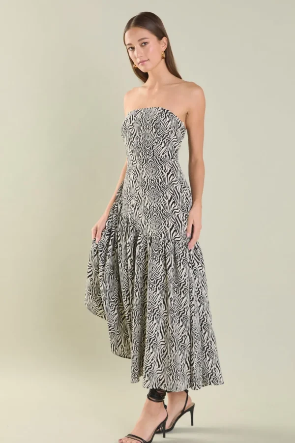 ENDLESS ROSE Strapless | Tops*- Strapless Asymmetrical Maxi Dress IVORY/BLACK