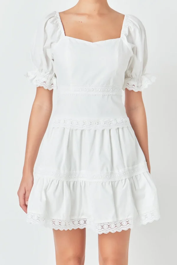 ENDLESS ROSE Lace Dresses | White Dresses*- Sweetheart Lace Combo Puff Mini Dress WHITE